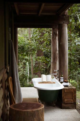 Villa Carawirry Forest Escape