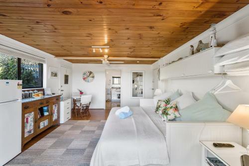 Alkira Bed & Breakfast