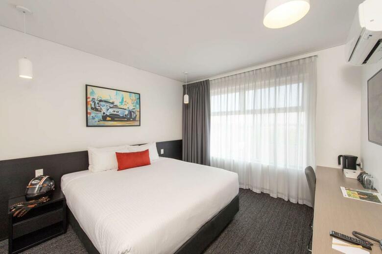 Hotel Rydges Pit Lane