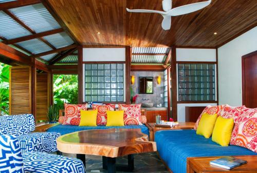 Hotel Blue Osa Yoga Retreat & Spa