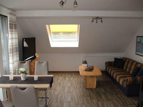 Modern Apartment In Elpe With Balcony