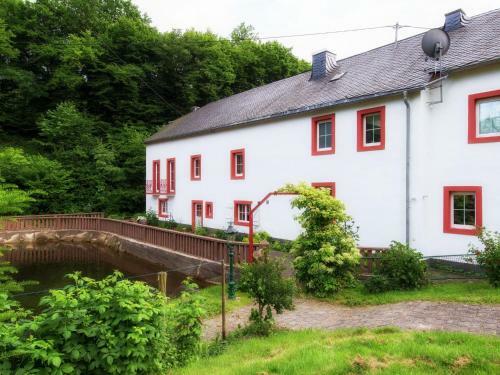 Pleasant Cottage In Heidweiler Germany With Private Garden