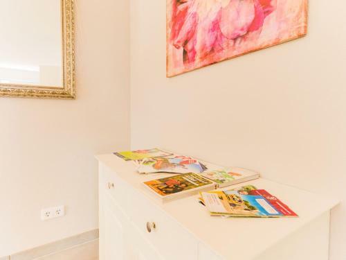 Charming Apartment In Weinsheim With Garden