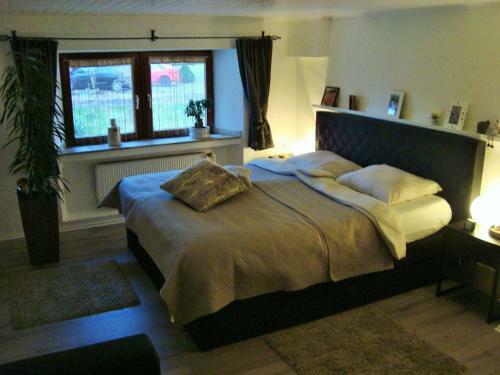Spacious Chalet Near Forest In Sieberath
