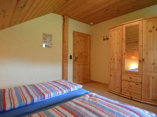 Cozy Apartment In Springiersbach With Balcony