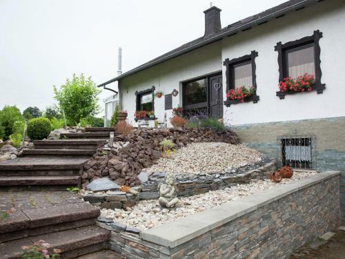Cozy Apartment In Springiersbach With Balcony