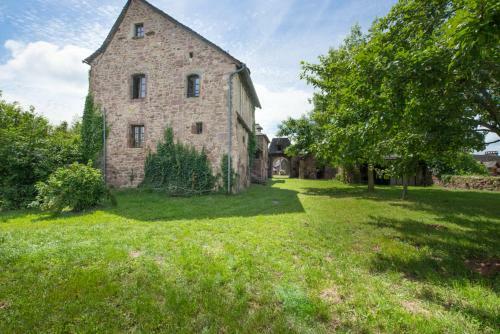 Bournazel Villa Sleeps 8 Pool Wifi