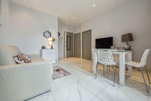 Apartamento Imoogroom - Modern - Center - AC - 9 Min From The Palais -congressbeaches