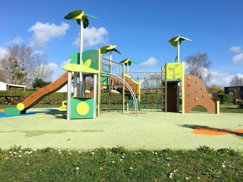 Camping C�t� � Mont Saint Michel