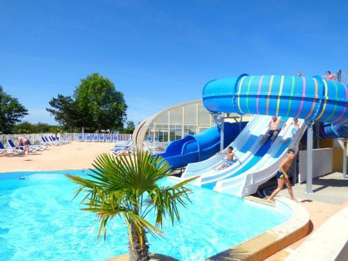 Camping C�t� � Mont Saint Michel