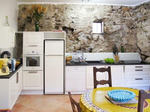 Holiday Home Le Paouvadon - Lmo140
