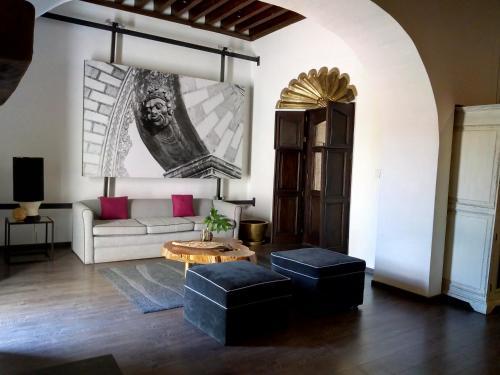 Hotel Mes�n De Santa Rosa