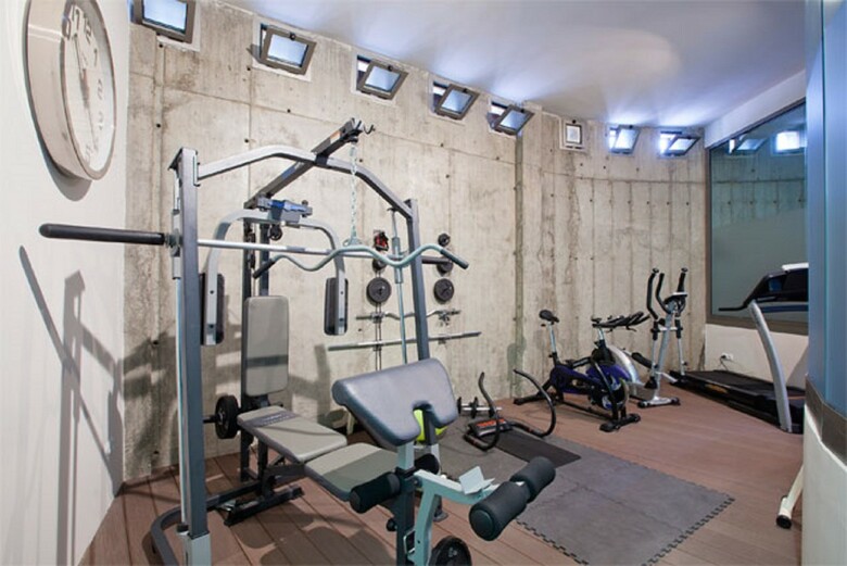 Hotel Masmonz�n