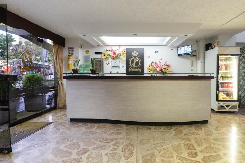 Hotel Imperio 70