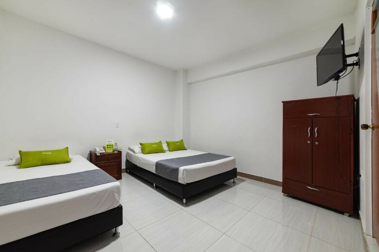 Hotel Imperio 70
