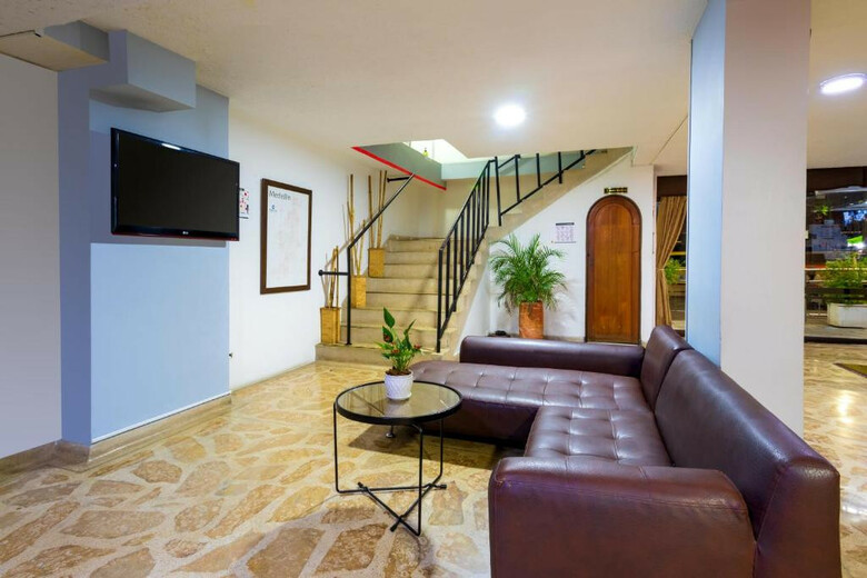 Hotel Imperio 70