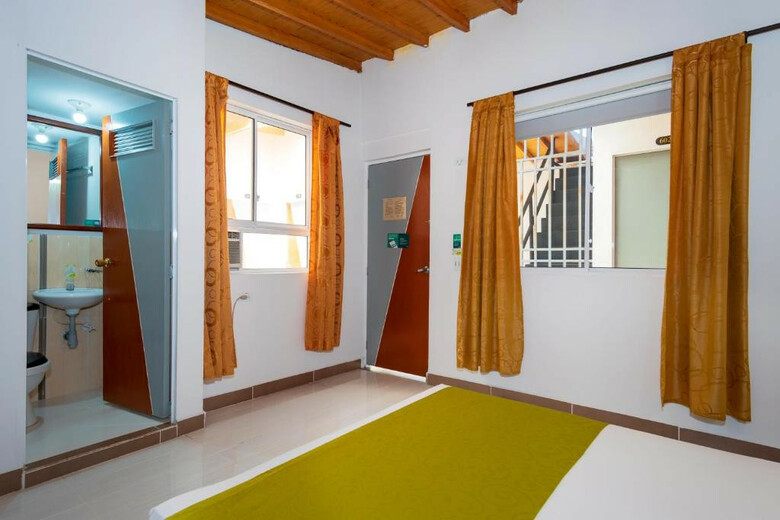 Hotel Imperio 70