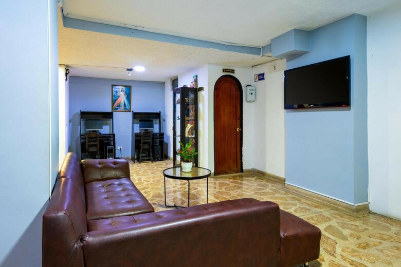 Hotel Imperio 70
