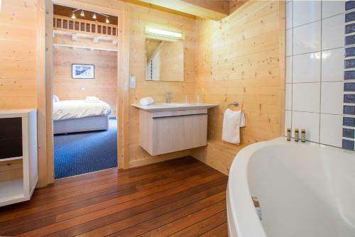Simply Morzine - Chalet Central