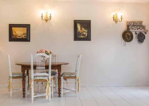 Pegomas Villa Sleeps 16 Pool Air Con Wifi