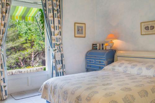 Pegomas Villa Sleeps 16 Pool Air Con Wifi