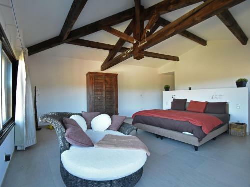 Luxury Villa In Preixan With A View Of Carcassonne