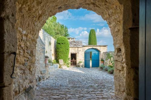 Saint-michel-lobservatoire Chateau Sleeps 13 Pool