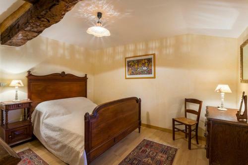 Saint-pierre-d'eyraud Villa Sleeps 8 Pool Wifi