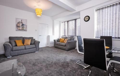 The Belmont Suite Sasco Apartments