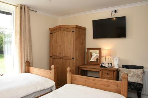 The Llanelwedd Arms Hotel