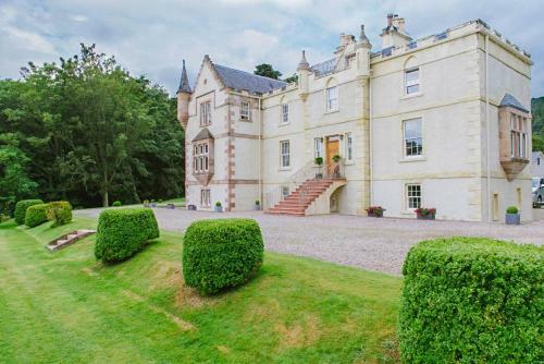 Evanton Chateau Sleeps 14 Wifi