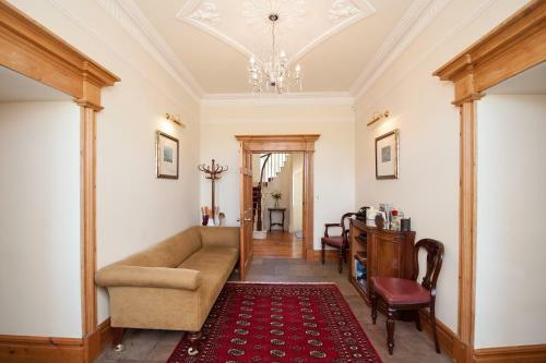 Evanton Chateau Sleeps 14 Wifi