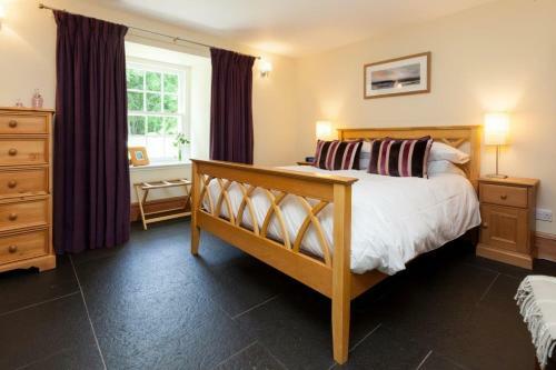 Evanton Chateau Sleeps 14 Wifi