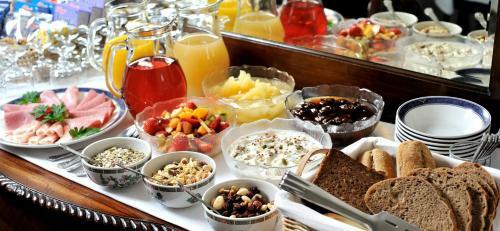 Bed & Breakfast Dolvean House