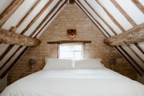 Temple Guiting Chateau Sleeps 10 Wifi