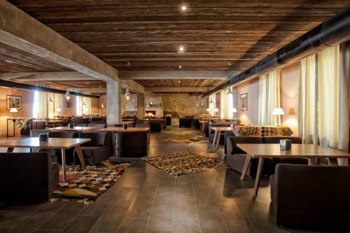 Alpina Hotel