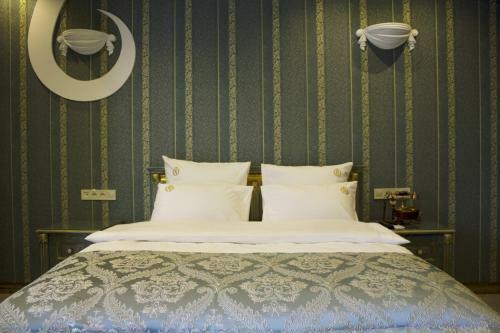 Neapol Boutique Hotel