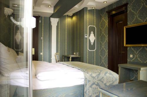Neapol Boutique Hotel