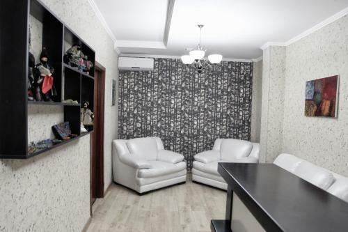 Hotel Four Brothers