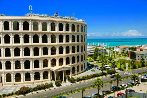 Plaza Lux Apartment