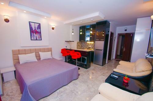 Plaza Lux Apartment