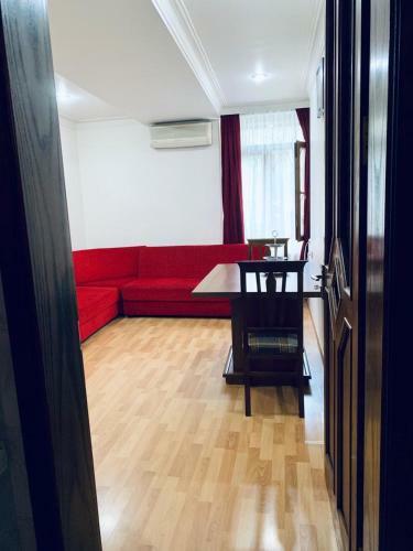 Apartment On Rustaveli Avenue