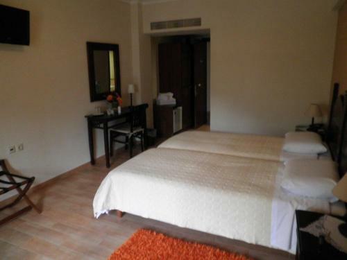 Melegos Inn Hotel