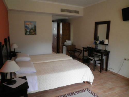 Melegos Inn Hotel