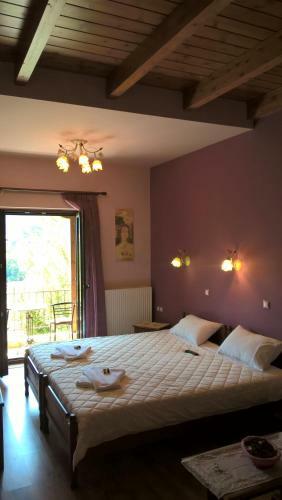Hostal Guesthouse Kastania
