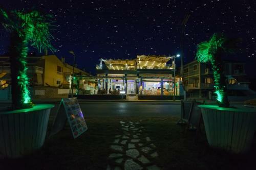 Must Boutique Hotel & Restaurant