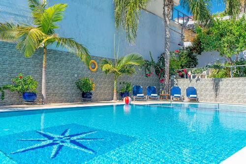 Hotel Mesogeios 2000