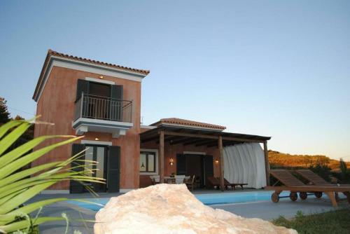 Sunny Villas