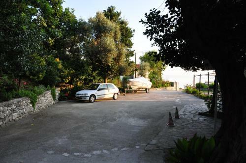Aparthotel Hotel Hagiati