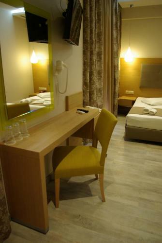 George Hotel